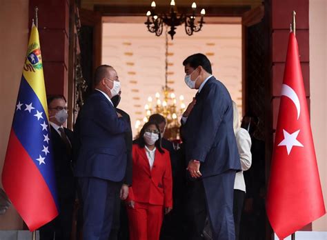 Dışişleri Bakanı Çavuşoğlu Maduro yla bir araya geldi BoldMedya