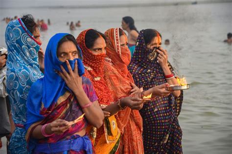 On the occasion of ganga dussehra sakshi is making chainsoo, a traditional daal from uttarakhand. Ganga Dussehra Festival Celebration 2020 Photos: HD Images ...