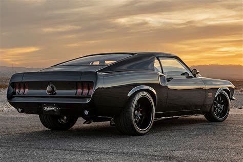 Classic Recreations Maakt Een Monster Van 1969 Ford Boss 429 Mustang Fhm