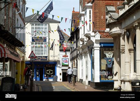 Cowes Isle Of Wight England Town Centre Stock Photo Alamy