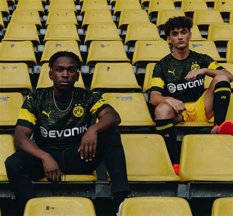 Borussia dortmund 2018/2019 dls/fts fantasy kit. Borussia Dortmund 2018-19 Away Kit | Football Shirt News