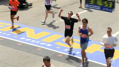 Fantastic Marathon Finishes And The Agony Of The Feet Youtube