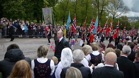 Children's parade on karl johansgate. 17. mai i Oslo - YouTube