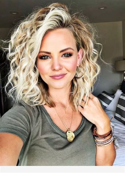 blonde curly and hairy day stylish short hair curly hair styles naturally medium hair styles