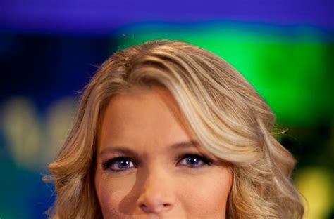 The Fox News Anchor Megyn Kelly Renews Contract The New York Times