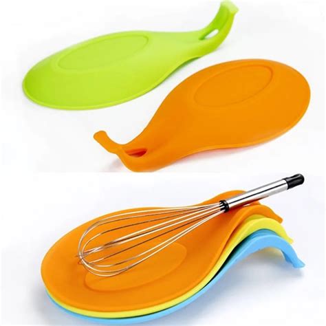 1pcs Color Random Silicone Spoon Insulation Mat Heat Resistant Placemat