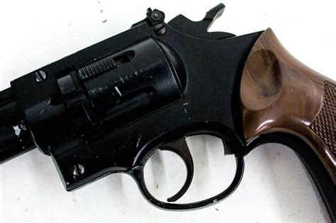 Crosman Model 38t Revolver Air Pistol 177 Caliber Pellet Gun Must Be