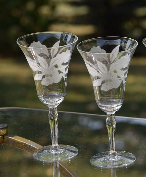 4 vintage etched wine glasses floral etched wine glasses mixologist craft cocktail glasses