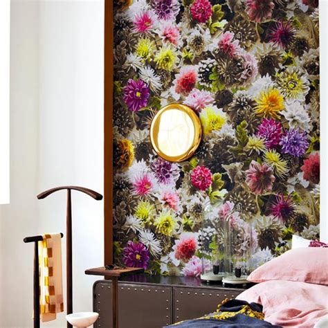 45 Bold Floral Wallpaper For Home On Wallpapersafari