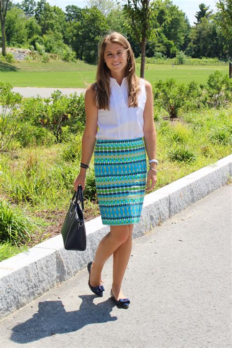 A Pencil Skirt With Flats What You Need To Know To Make It Work The