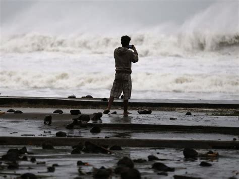 Powerful Typhoon Slams Into Eastern Philippines