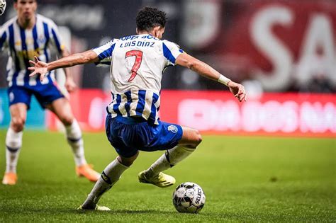 Последние твиты от portugal fc (@portugal_fc). FC Porto e Braga empatam em polémica primeira mão das ...