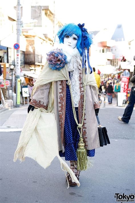 Shironuri Minori W Blue Hair Lace Stripes And Oversized Tassel In