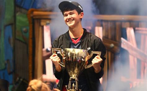 Us Teen Crowned Fortnite Champion Rnz News