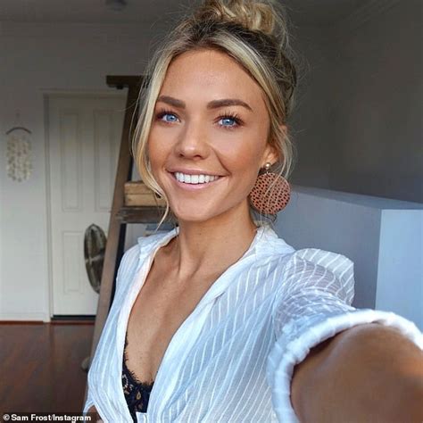 Home And Away Star Sam Frost Reveals She S Been Sober For Eight Months Daily Mail Online