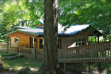 Starting out on black friday, i had one of my favorite overnighters yet. Roscoe Hillside Cabin: The The Hidden Cabin In Ohio That ...