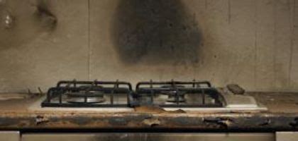 Get a bowl of water and add white vinegar and let stay there without anyone in the room for a few hrs. How to Get a Burned Smell Out of a House | Smoke damage ...