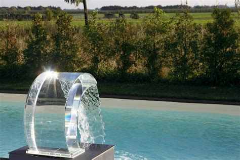 Acrylic Glass Pool Fountain With Led Features Couture Outdoor