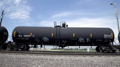 Rail Tanker Car Guidelines Announced By Canada Us Cbc News