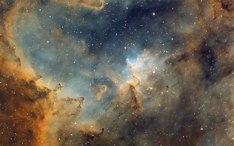 Open Cluster At The Center Of The Heart Nebula Nebula Cosmos Space