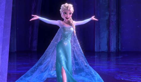 5'7″as per the frozen wiki, elsa's official height is 5'7″. Once Upon a Time Cast Fringe Actress as Frozen's Elsa ...