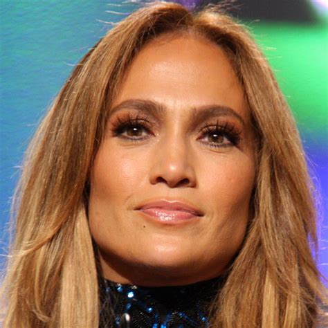 Jennifer Lopez Bio Net Worth Height Famous Births Deaths