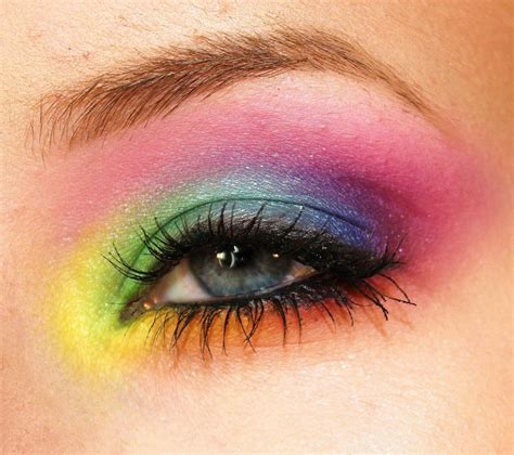 Pin By Bubble Eye On Makeup Rainbow Eye Makeup Rainbow Makeup Eye