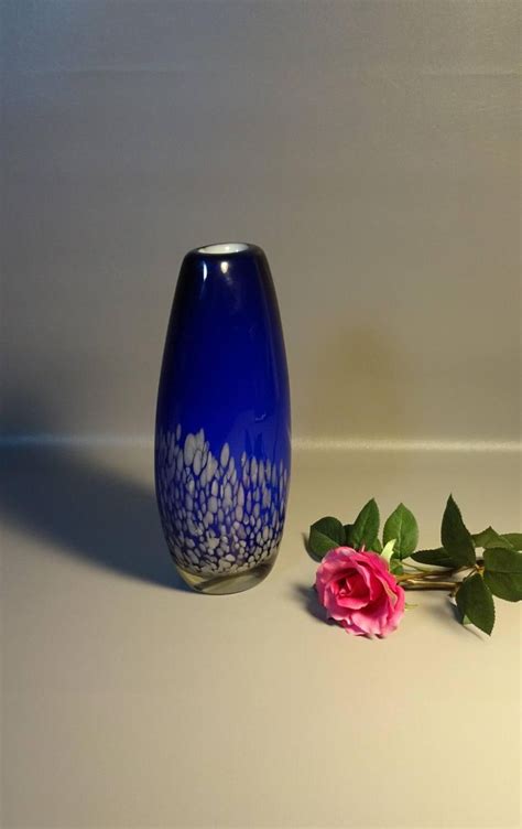 Seguso Murano Art Glass Vase Blue And White Confetti Hand Blown Etsy Art Glass Vase Glass Art