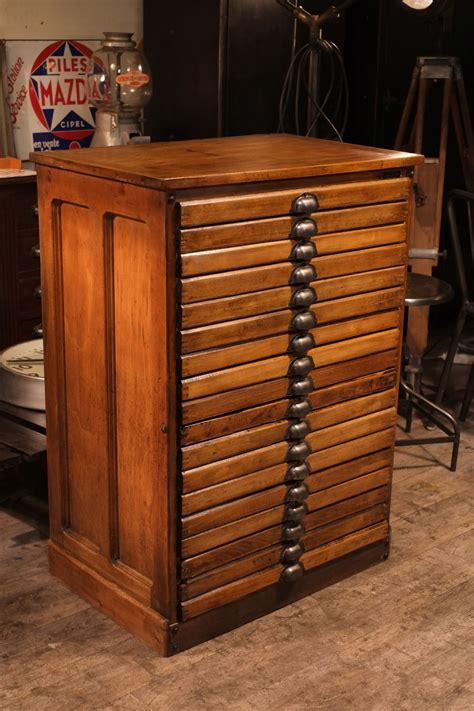 meuble de métier d imprimerie ancien en bois massif cabinet furniture cool furniture furniture