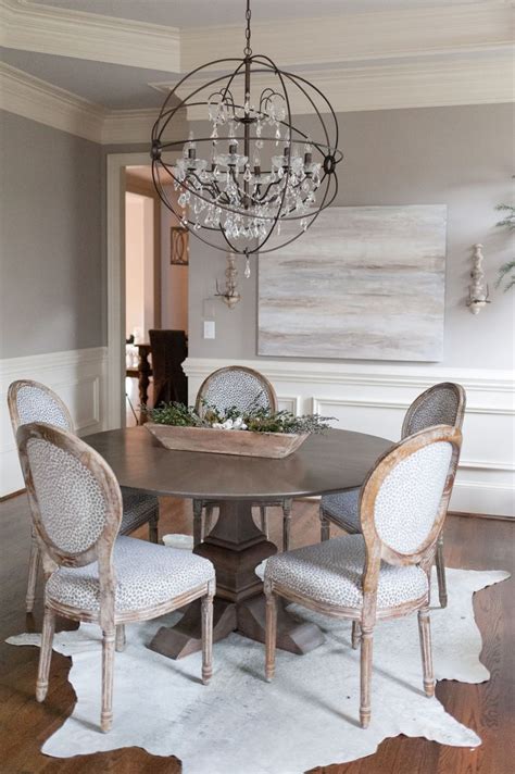 This Gorgeous Romantic Transitional Dining Room Is The Work Of Award