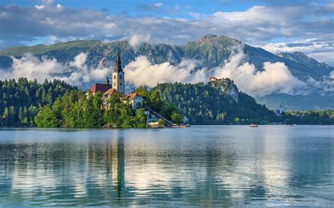 Slovenia Lake Scenery Mountains Lake Bled Nature 412283