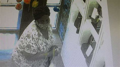 Woman Accused Of Stealing 35k In Jewelry From Store In District At