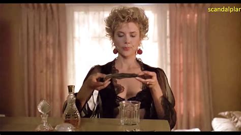 Annette Bening Nude Scene In The Grifters Scandalplanet Com Xhamster