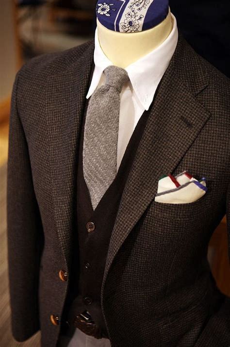 British Style — How To Wear A Suit Gentleman Mode Gentleman Style