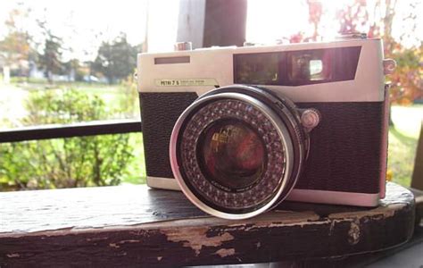 1970s Vintage Petri 7 S Camera With Original Black Leather Fitted Case