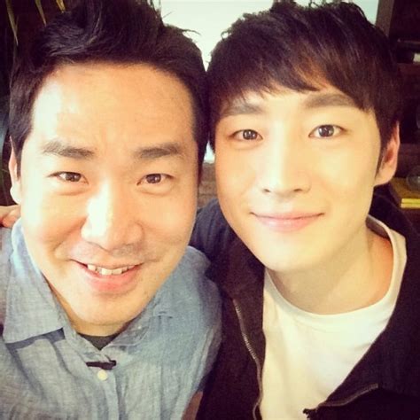 Join spazzing us for more feels! Sam Kim and Lee Je Hoon Participate in a Food Truck ...