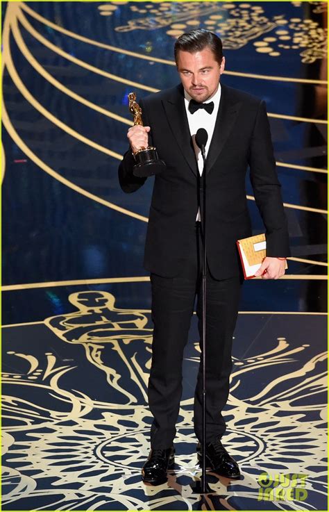 Leonardo Dicaprio Finally Wins An Oscar After Six Nominations Photo 3592683 Leonardo Dicaprio