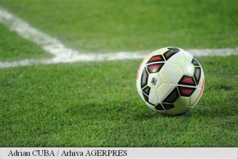 Steaua's most important rivalry is the one against dinamo bucurești. FC Steaua București s-a despărțit de cinci jucători