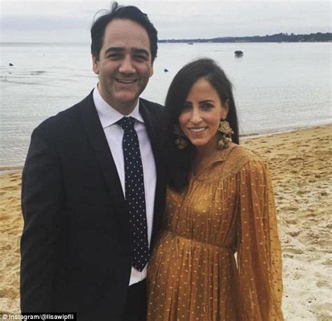 Michael Wippa Wipflis Pregnant Wife Lisa Shows Off Her Baby Bump In