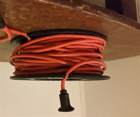 Wire Wheel Extension Cord Holder