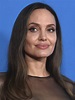 Angelina Jolie : A biografia - AdoroCinema
