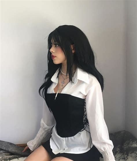 White Button Up Shirt With Black Corset Fit🖤 Corset Fashion Outfits