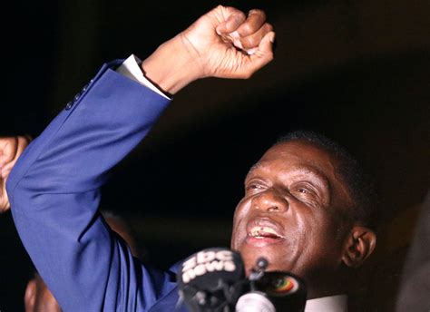 Zimbabwes Incoming Leader Emmerson Mnangagwa Returns Home To Cheers Cbs News