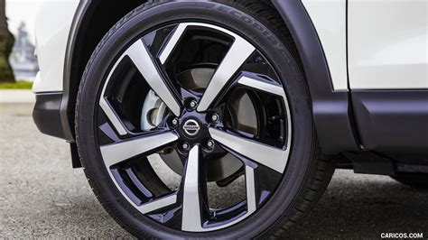 Nissan Rogue Sport 2020my Wheel