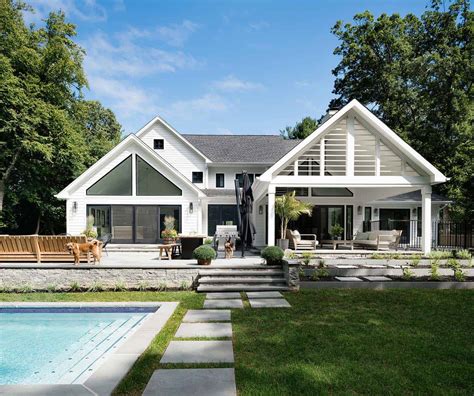 Bright And Airy Contemporary Farmhouse Style Surrounded By Nature