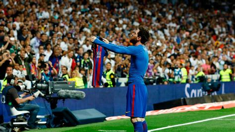 Watch Some Of Lionel Messi S Finest Moments After Scoring 500th Goal For Barcelona Football