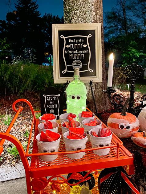 Five Halloween Trick Or Treat Table Ideas Youll Love