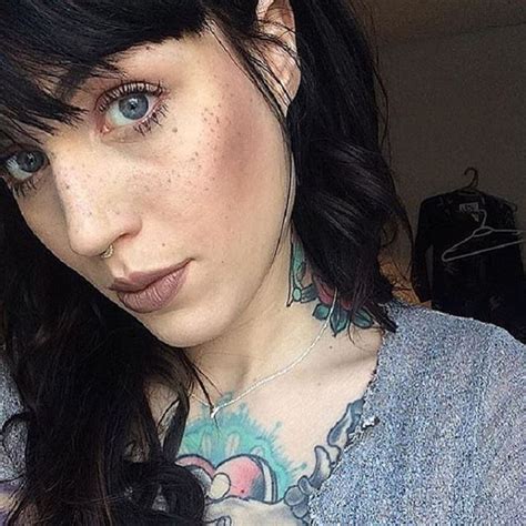 Girls Are Having Freckles Tattooed On Their Faces With New Beauty Trend Wow Gallery Ebaum S