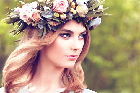 Beautiful Girl With A Wreath Of Flowers On Her Head Wallpapers And Images Wallpapers Pictures