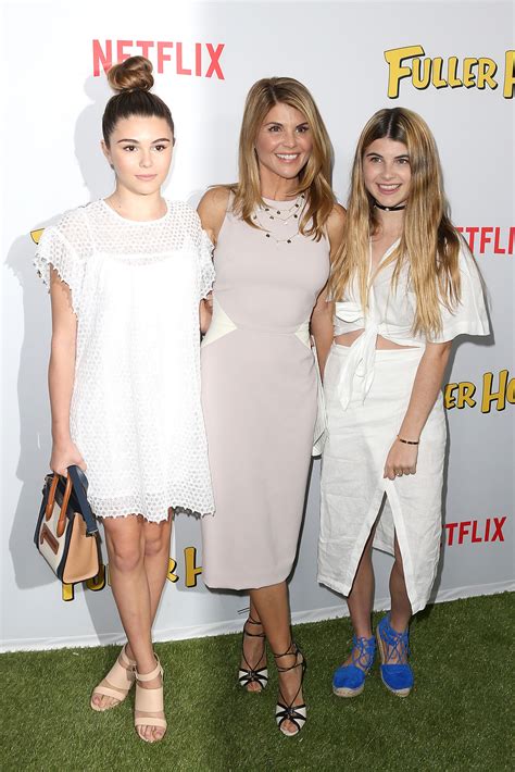 Olivia Jade Giannulli Reportedly Blames Her Parents For Destroying Her